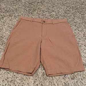 Uniqlo Linen/cotton adjustable waist (30”-33”) shorts, excellent condition